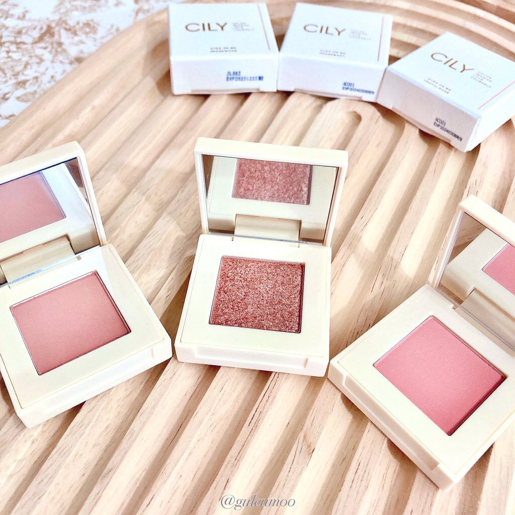 アイズオンミー/CILY/単色アイシャドウを使ったクチコミ（2枚目）