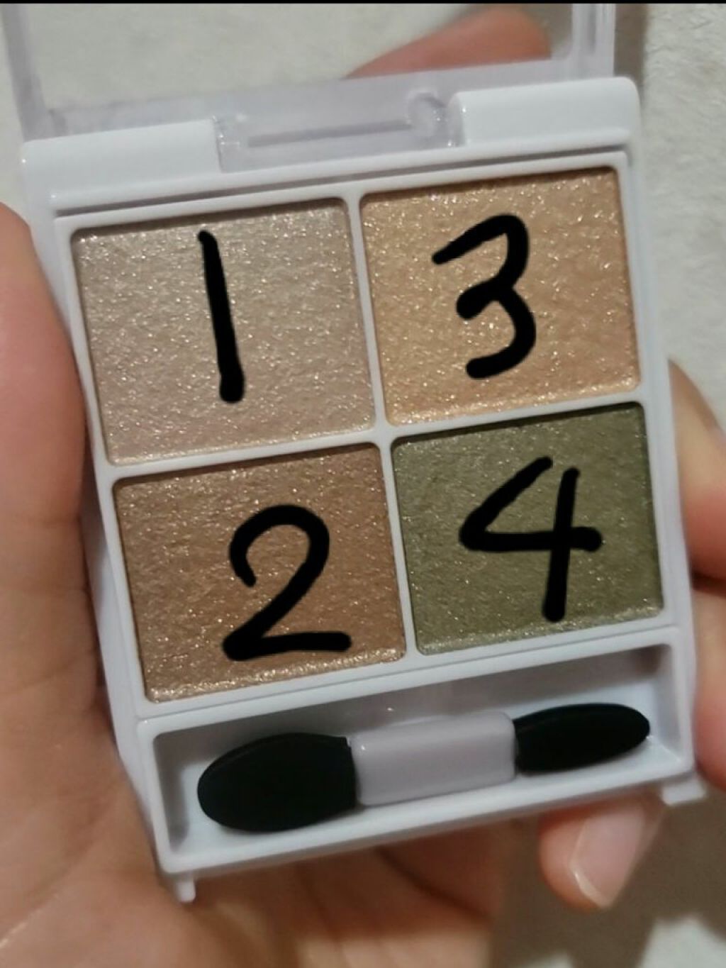 シルキースフレアイズ/キャンメイク/アイシャドウパレットを使ったクチコミ（3枚目）