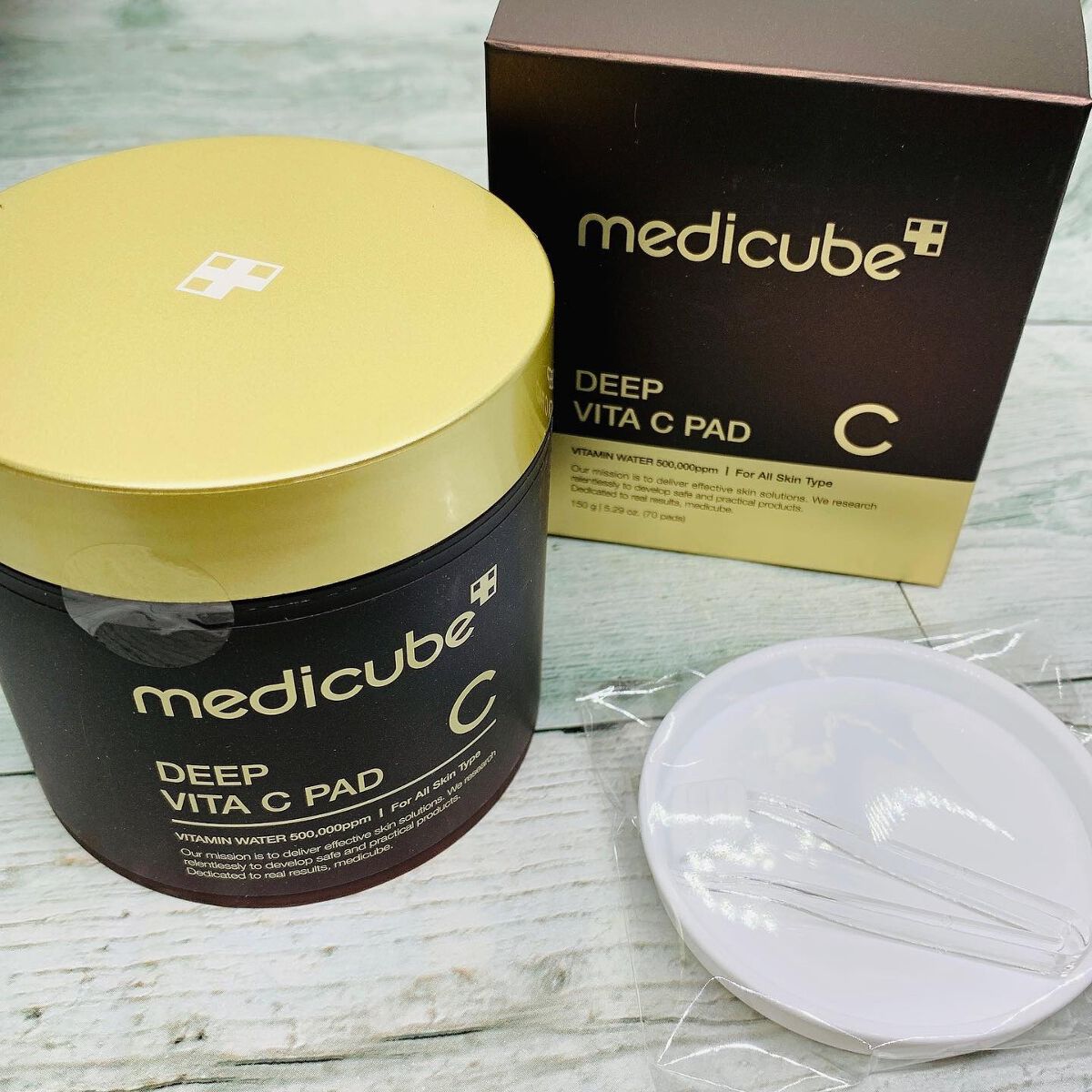 ディープビタCアンプル/MEDICUBE/美容液を使ったクチコミ（2枚目）