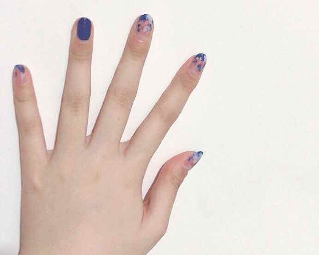 カラフルネイルズ/キャンメイク/マニキュアを使ったクチコミ(2枚目)