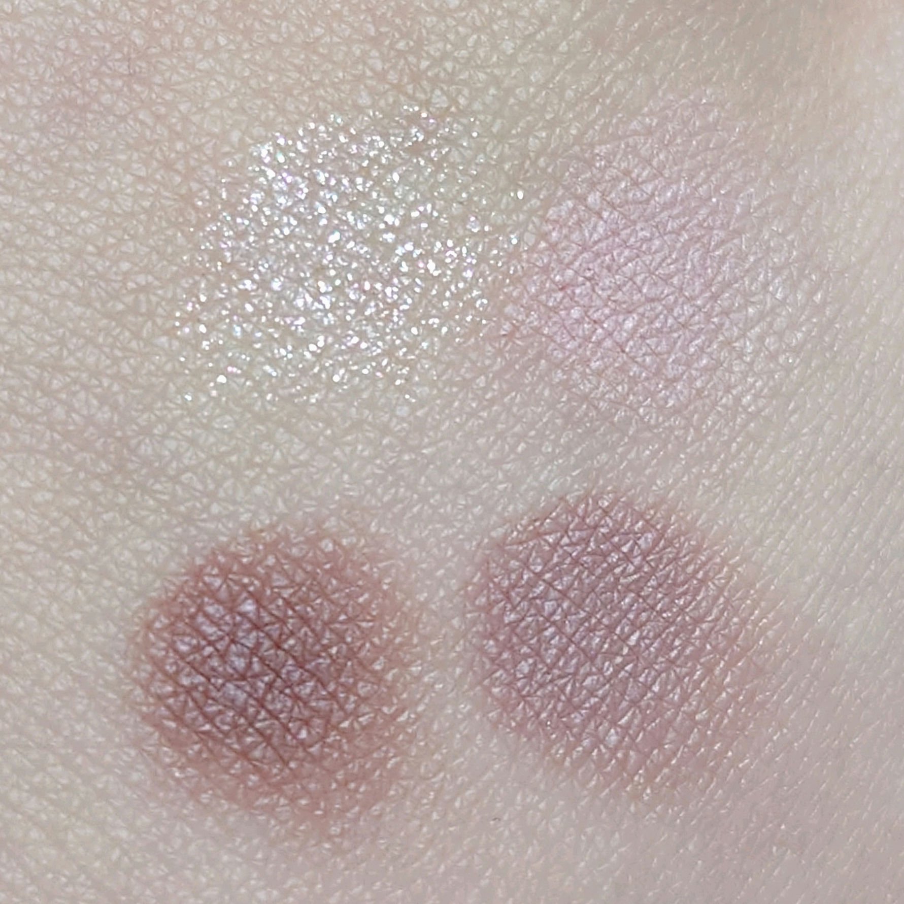 シルキースフレアイズ（マットタイプ）/キャンメイク/アイシャドウパレットを使ったクチコミ（2枚目）