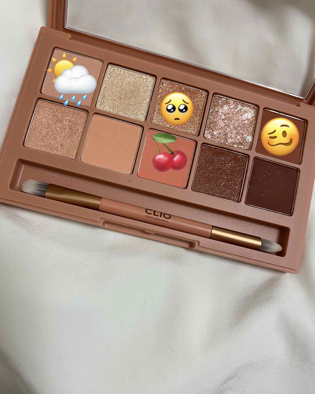 チーク カラー(ブラシ付)/ちふれ/パウダーチークを使ったクチコミ（2枚目）