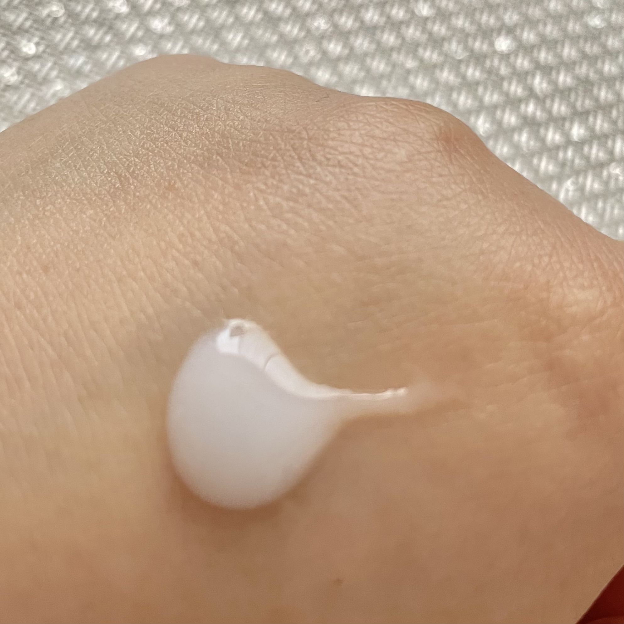 薬用美白美容液/なめらか本舗/美容液を使ったクチコミ（2枚目）