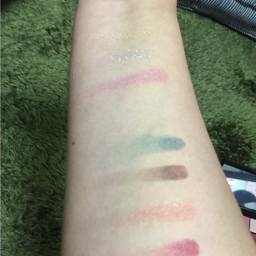 2018 クリスマス アイシャドウ コンパクト/SUQQU/アイシャドウパレットを使ったクチコミ（1枚目）