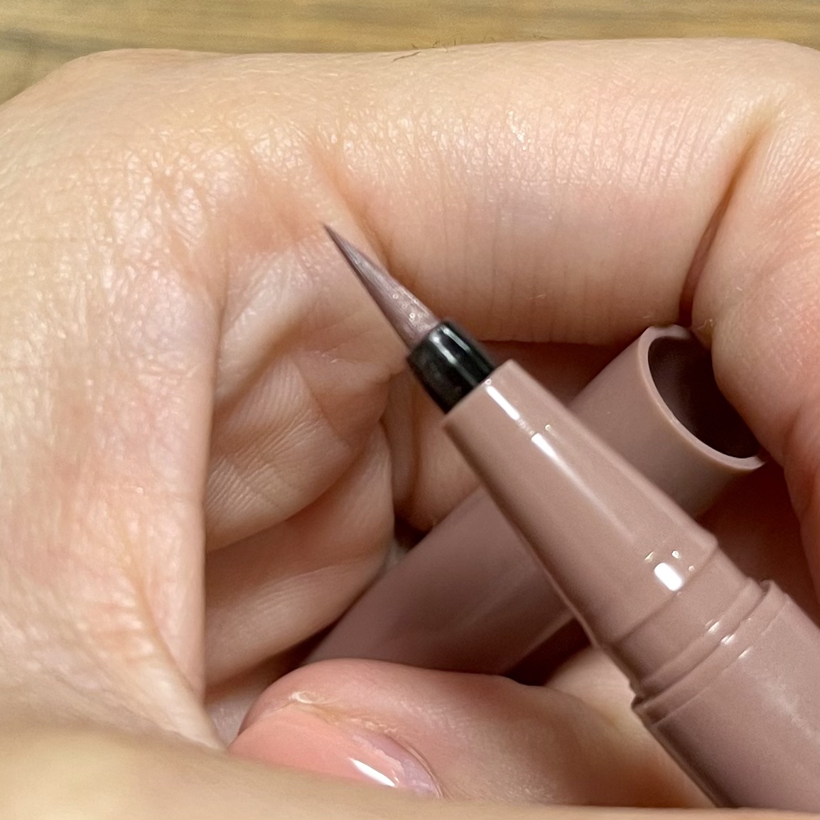 ラスティングリキッドライナー 06 ローズグレージュ/キャンメイク/リキッドアイライナーを使ったクチコミ（2枚目）