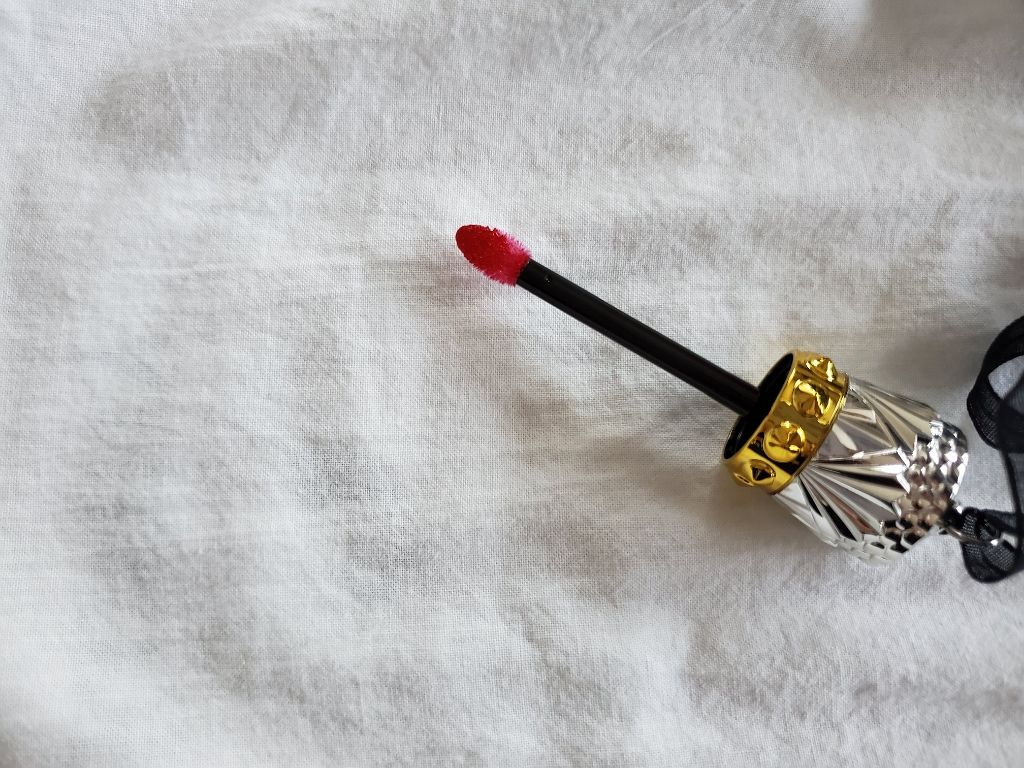 ルビべル/クリスチャン ルブタン/リップグロスを使ったクチコミ（2枚目）