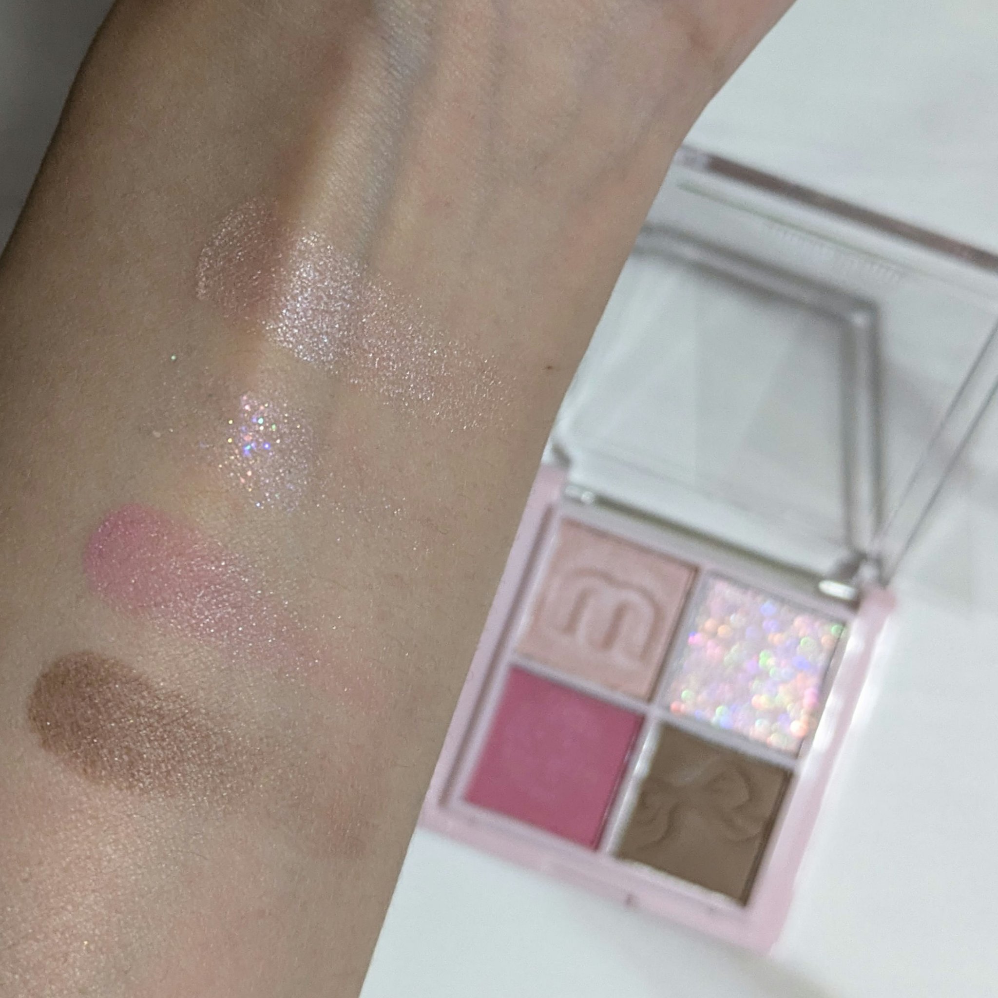 バブアイカラーパレット/minum/アイシャドウパレットを使ったクチコミ（3枚目）