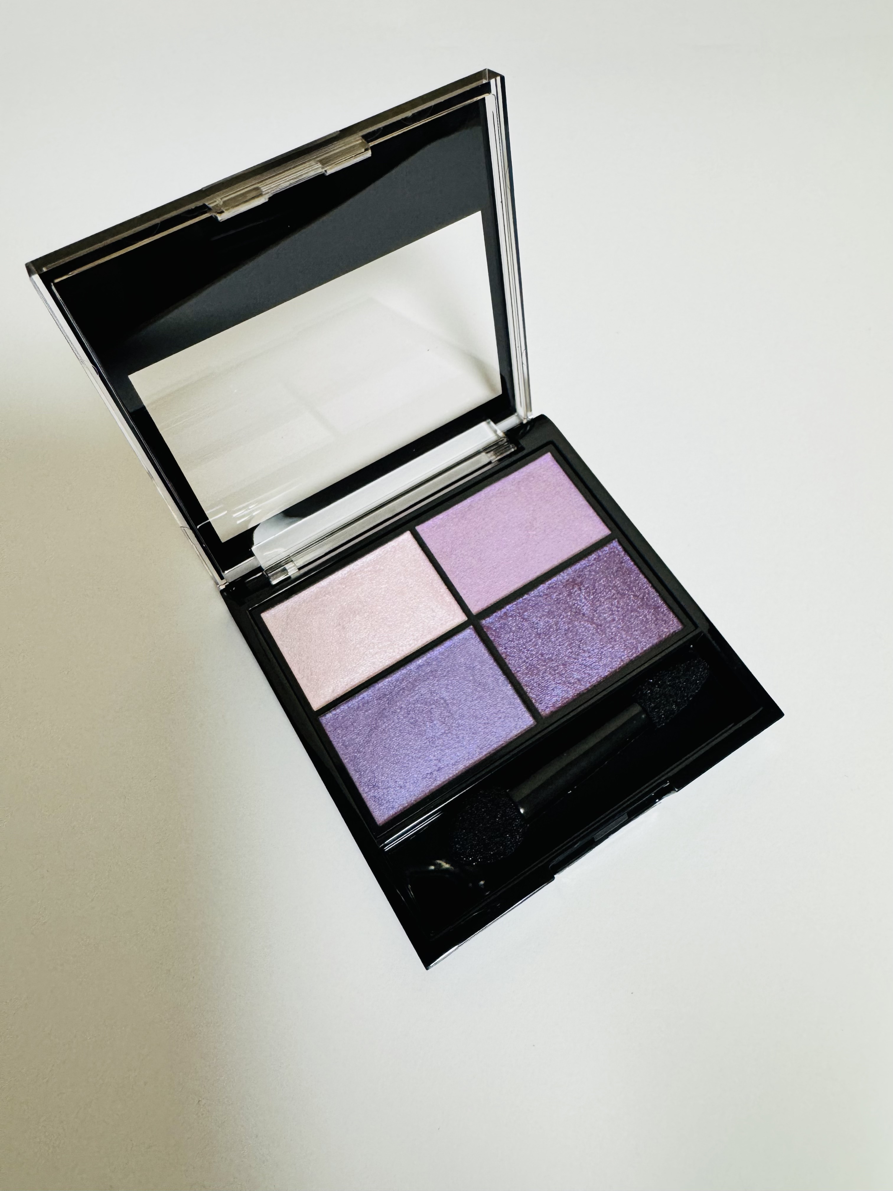 レブロン カラーステイ デイ トゥ ナイト アイシャドウ クアッド/REVLON/アイシャドウパレットを使ったクチコミ（2枚目）