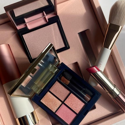 ホリデーコフレ2023〈カームピンク〉/エトヴォス/メイクアップキットを使ったクチコミ(4枚目)