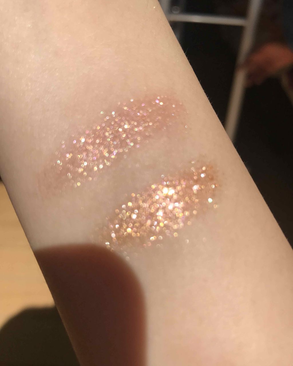 プリズム エアー シャドウ/CLIO/単色アイシャドウを使ったクチコミ（3枚目）