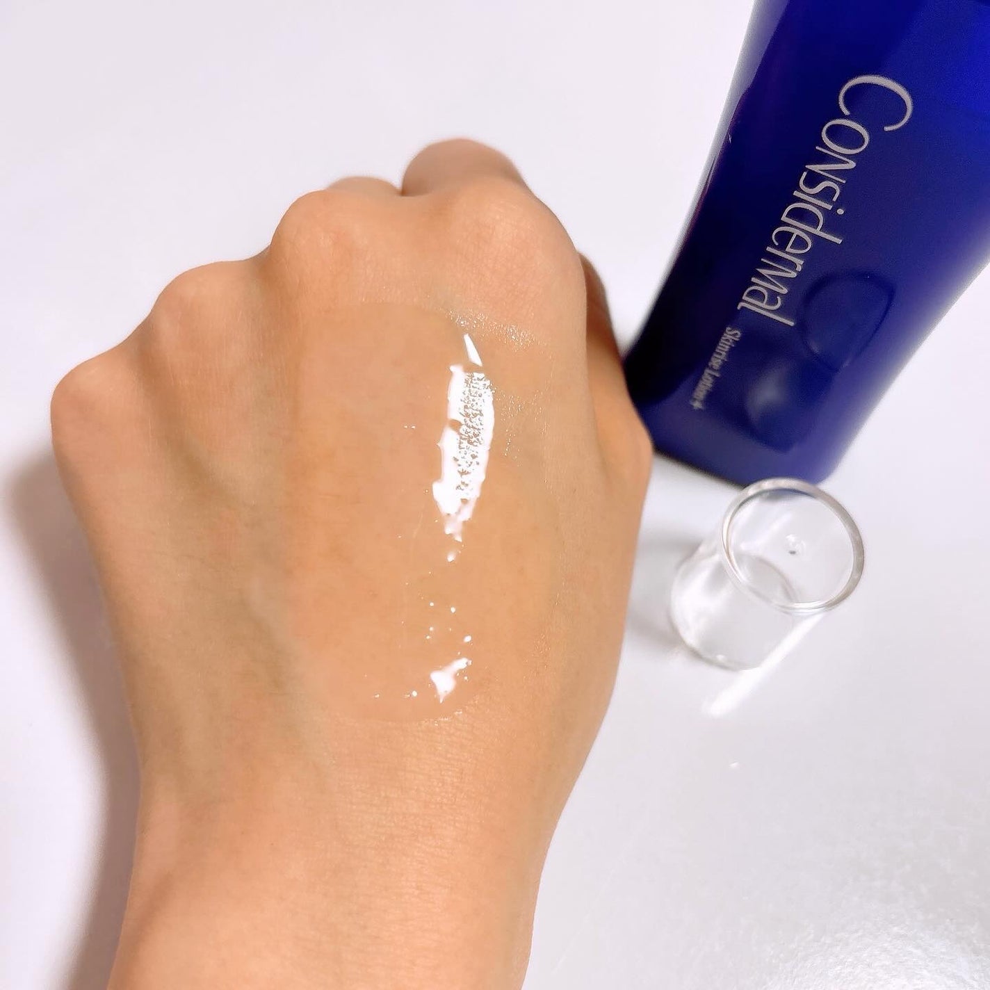 LENA on LIPS 「.▷Considermal/コンシダーマルスキンライズローショ..」(4枚目)