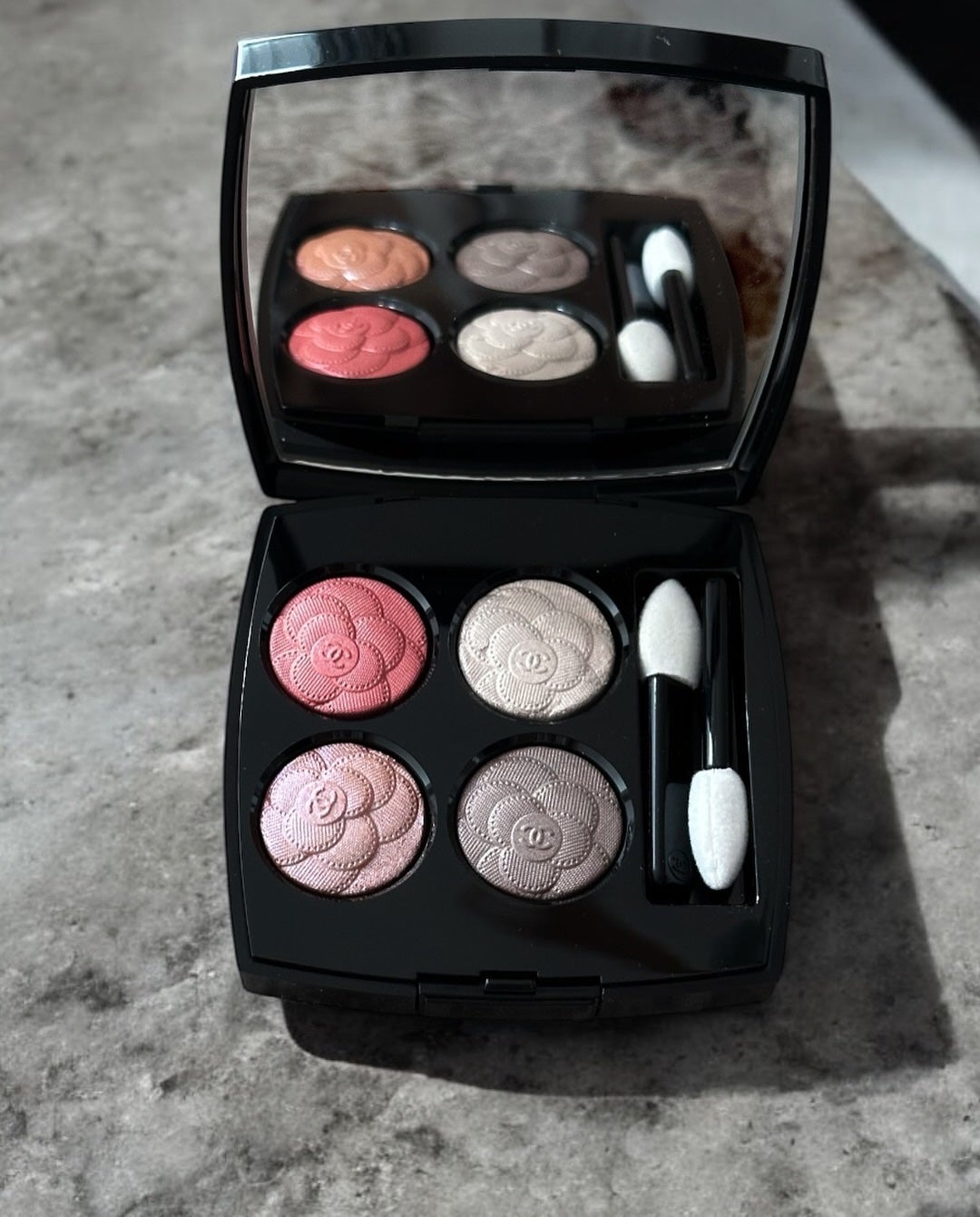 レ キャトル オンブル/CHANEL/アイシャドウパレットを使ったクチコミ(4枚目)