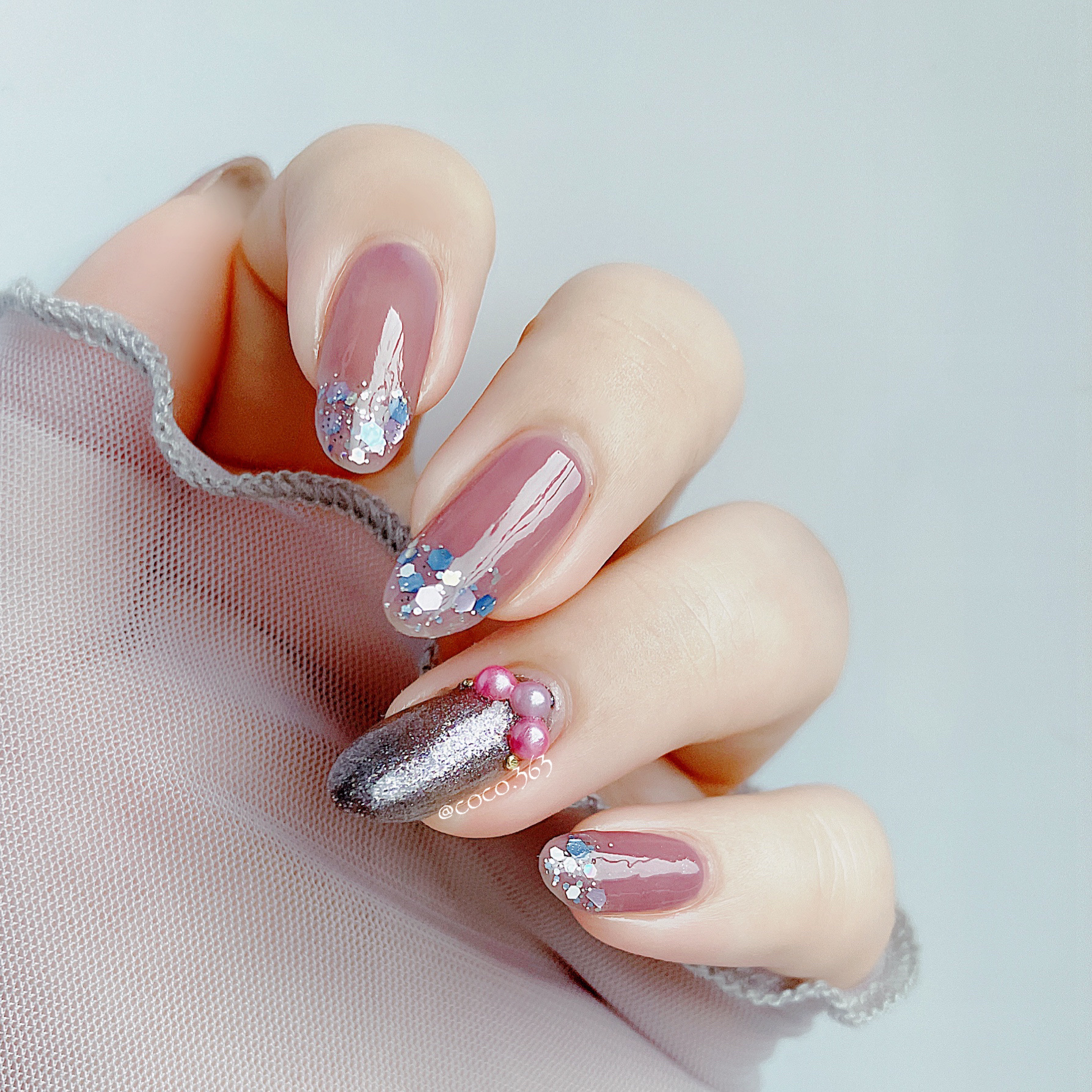 ネイルポリッシュ PLB28 無限大コラプサー【旧】/PLANET NAIL/マニキュアを使ったクチコミ（2枚目）