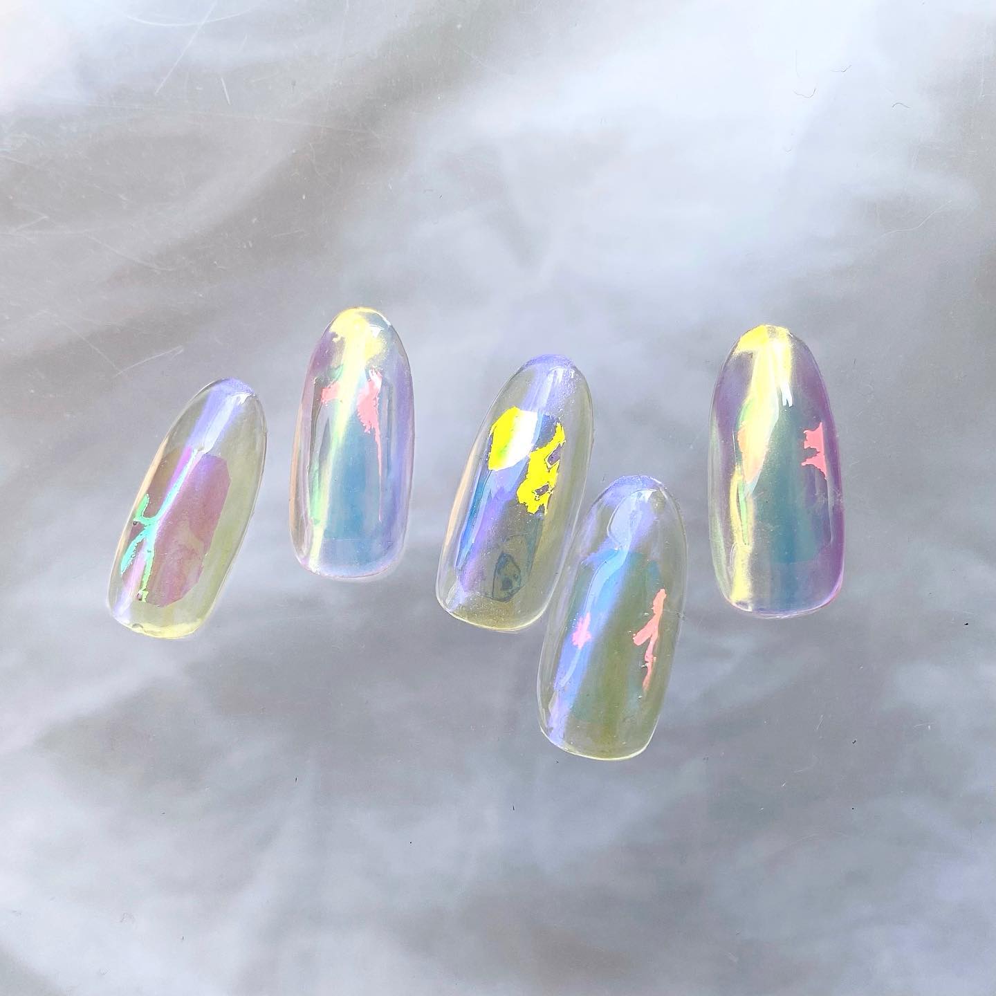 #美フォルム氷ネイル,#氷ネイル,#ジェルネイル,#アレルギーレスネイル,#オーロラネイルのネイルデザイン