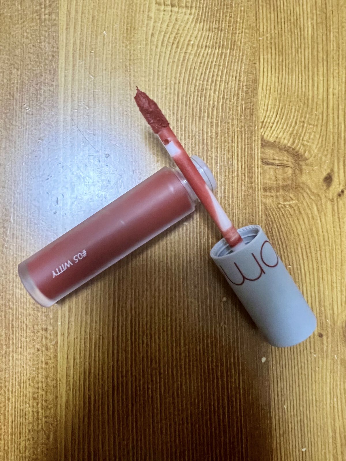 ゼロベルベットティント 05 ウィッティ(WITTY)/rom&nd/リップティントを使ったクチコミ（2枚目）