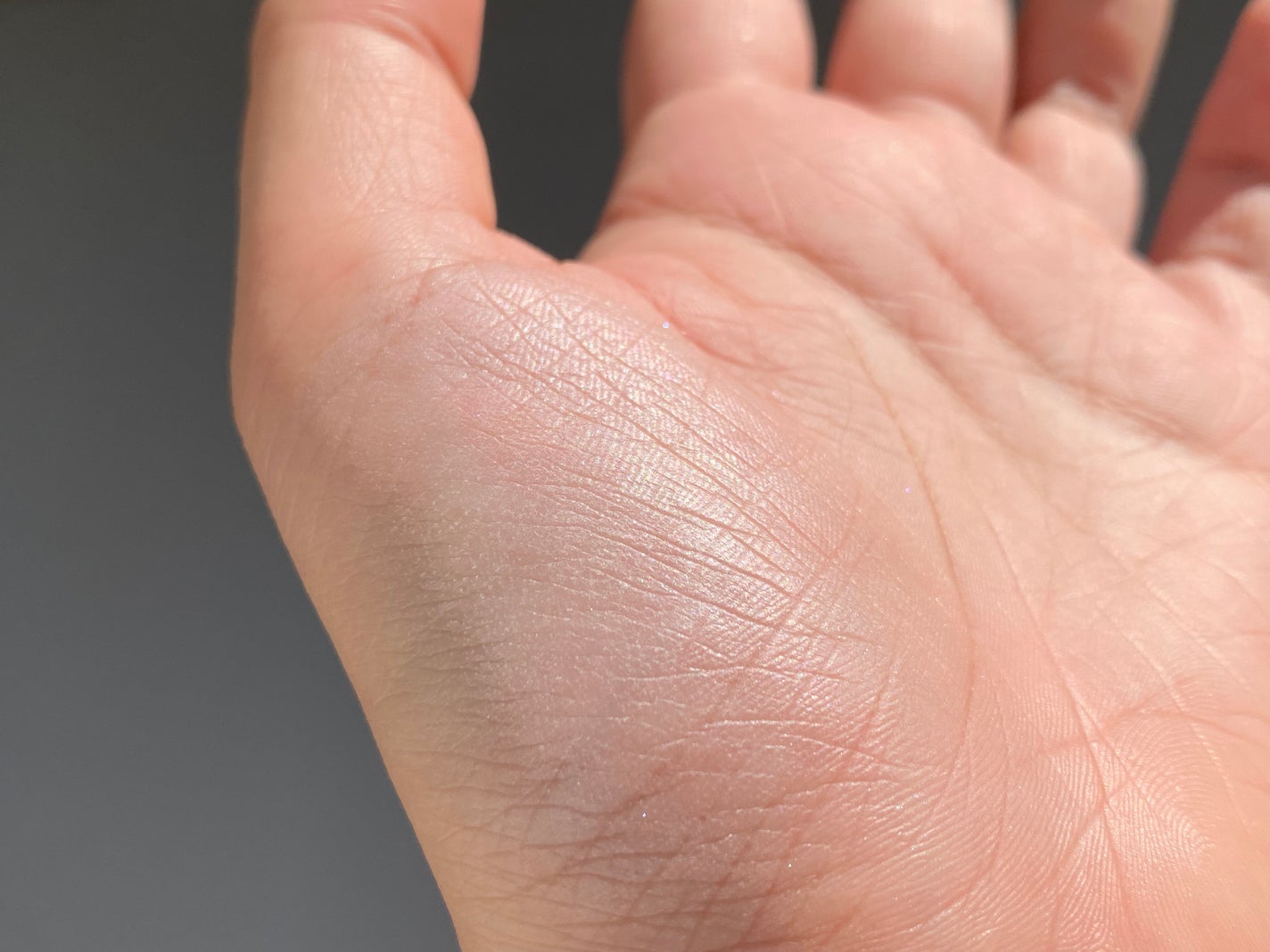 イルミネイティングフィニッシュパウダー ~Abloom~/キャンメイク/プレストパウダーを使ったクチコミ(4枚目)