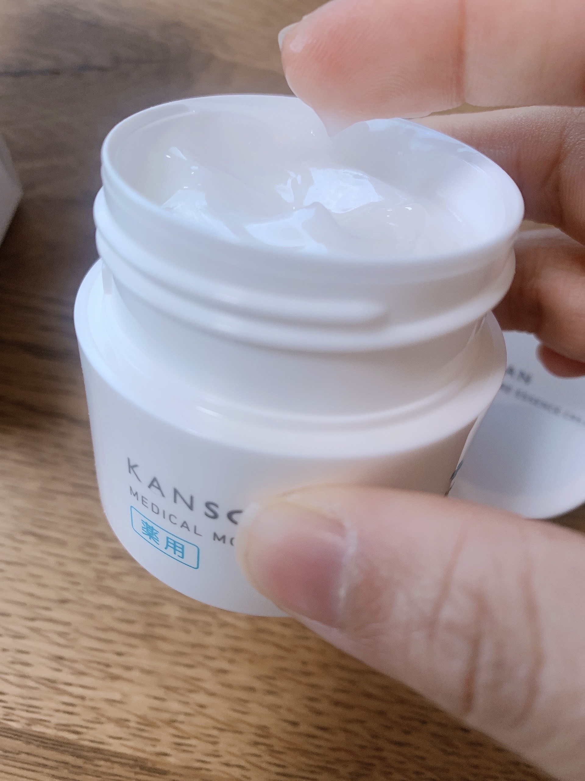 乾燥さん 薬用しっとりクリーム 【医薬部外品】/乾燥さん/フェイスクリームを使ったクチコミ（2枚目）