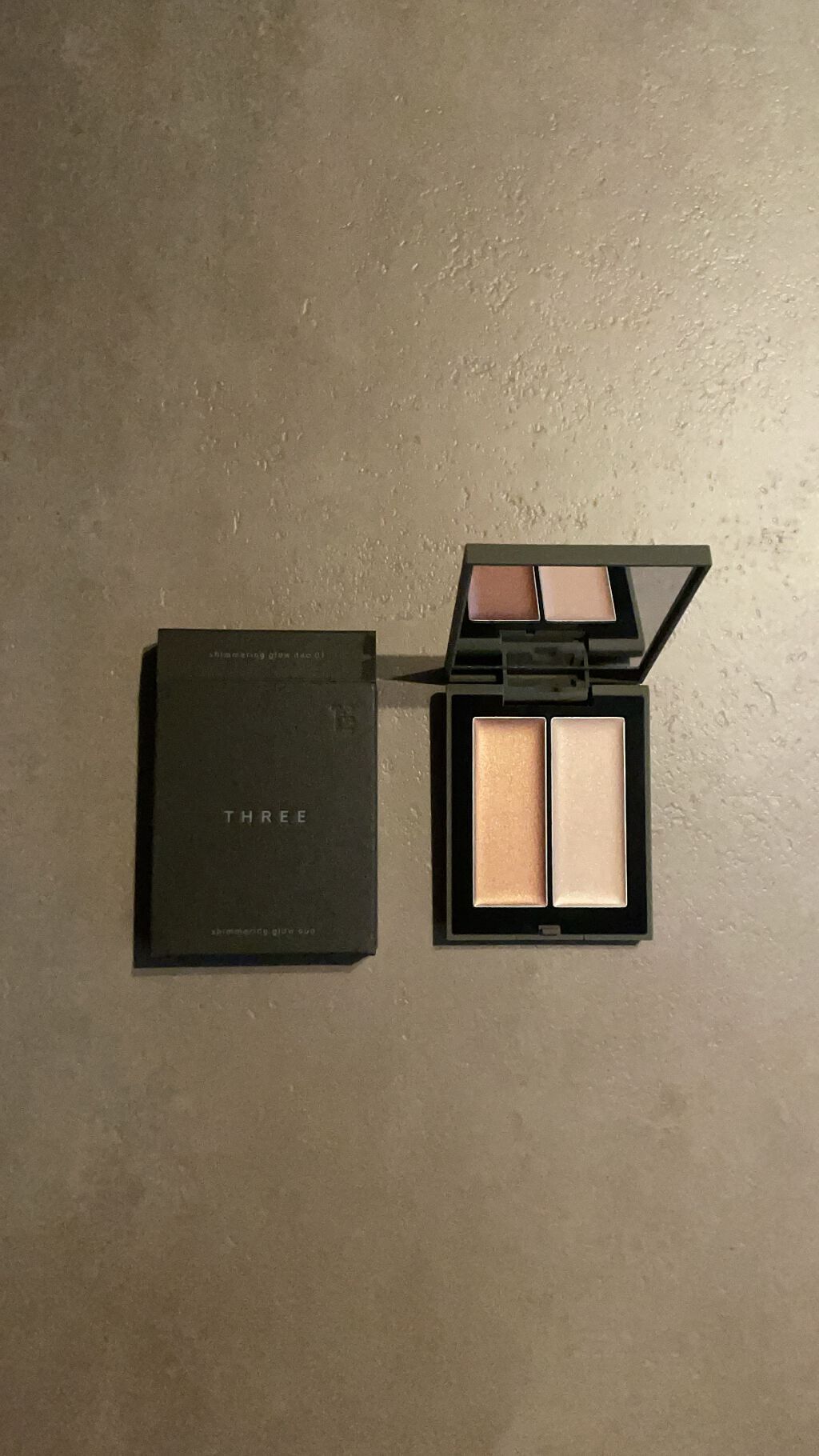THREE シマリング グロー デュオ/THREE/クリームハイライトを使ったクチコミ（1枚目）