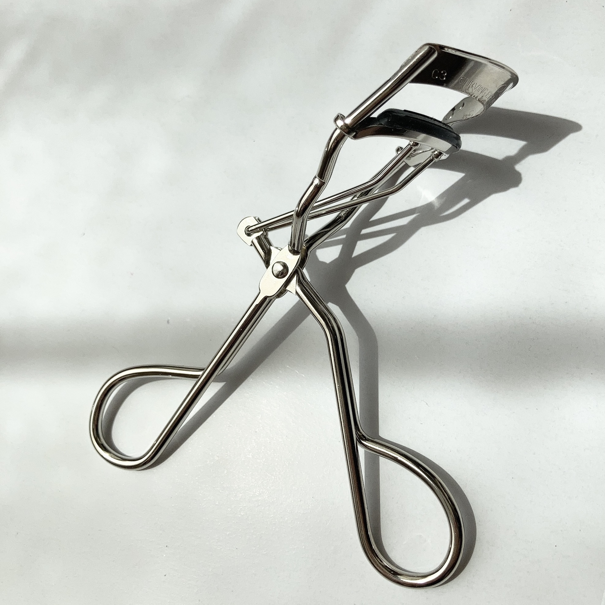 カービングアイラッシュカーラー/コージー/ビューラーを使ったクチコミ（2枚目）