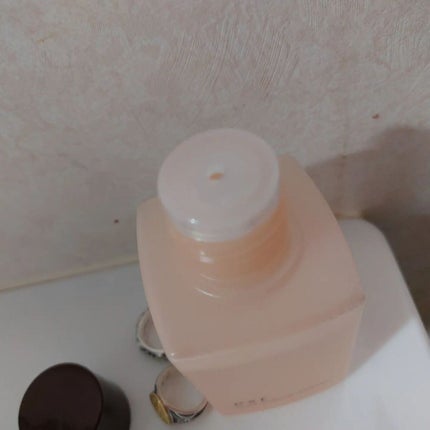 est ポイントメイクアップリムーバーのクチコミ「よく振ってから使用です。
落ちも良く、しみる事なく使えました。
今使っているものがサラッと.....」(2枚目)