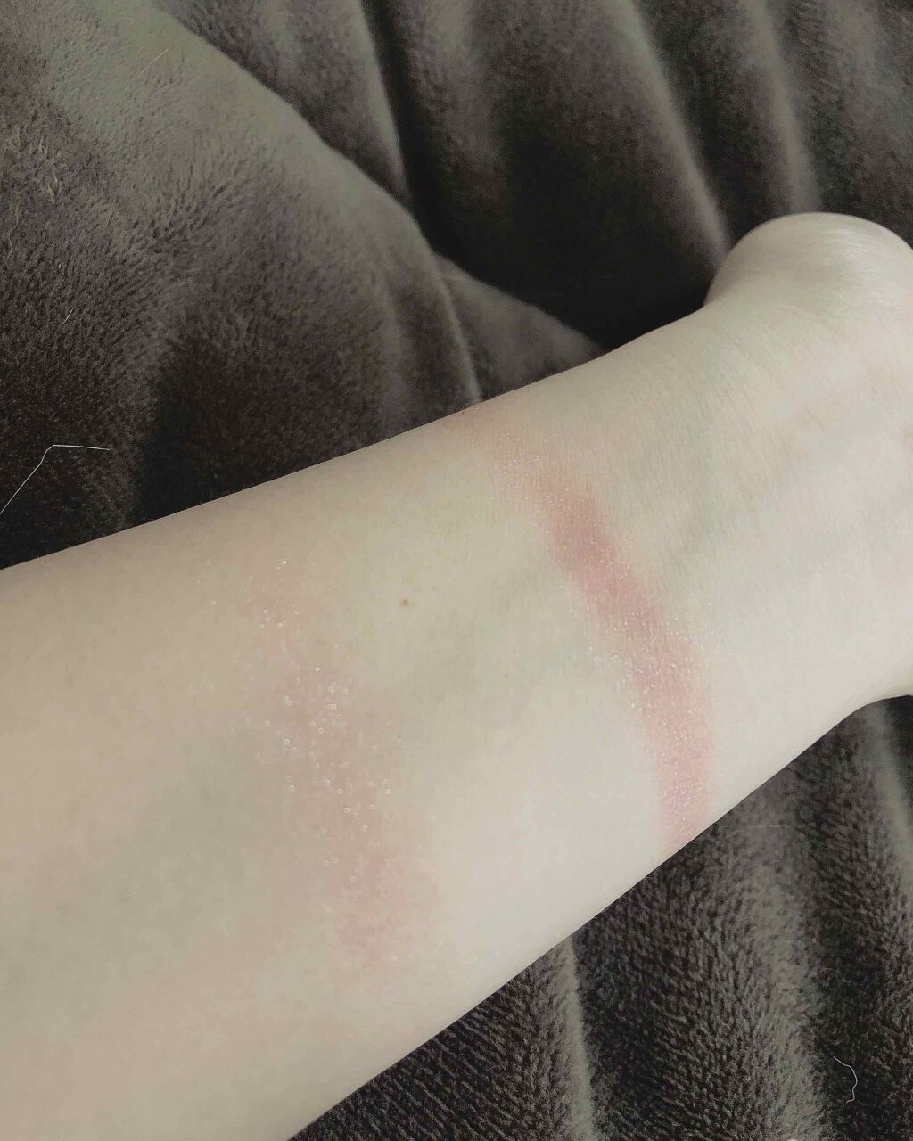 UR GLAM　POWDER EYESHADOW/U R GLAM/単色アイシャドウを使ったクチコミ（2枚目）