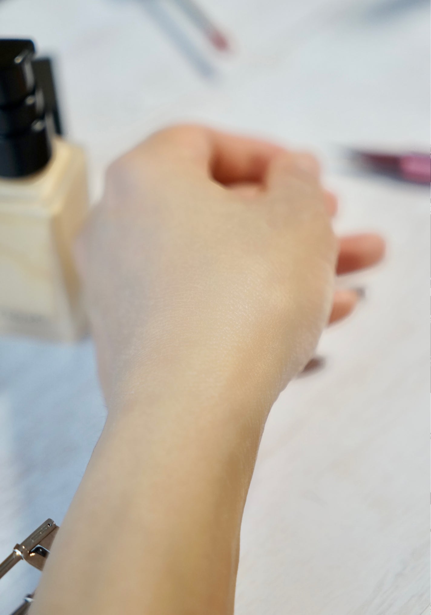 スキンレゾネート リキッドファンデーション/Celvoke/リキッドファンデーションを使ったクチコミ(4枚目)