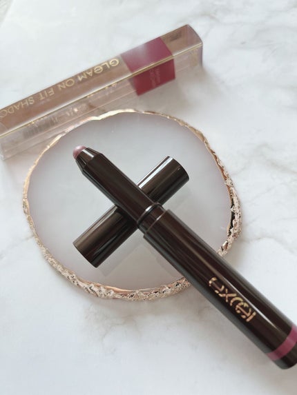 グリームオンフィットシャドウ/excel/スティックアイシャドウを使ったクチコミ(2枚目)