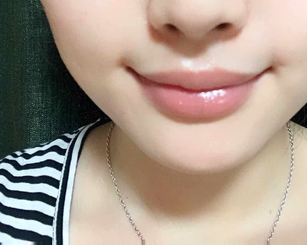 ニベア クリームケア リップバーム バニラ&レモンの香り/ニベア/リップケアを使ったクチコミ（2枚目）