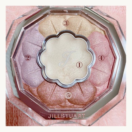 ジルスチュアート ブルームクチュール アイズ 04 sunlit ranunculus /JILL STUART/アイシャドウパレットを使ったクチコミ(2枚目)