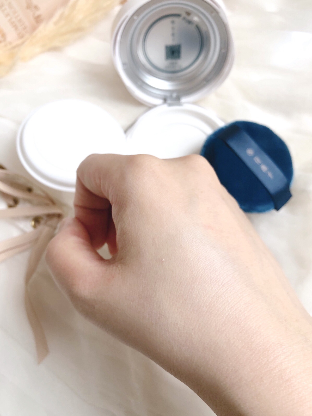 玉養桃花 ルースパウダー 03 セミマット/花西子/ルースパウダーを使ったクチコミ（3枚目）