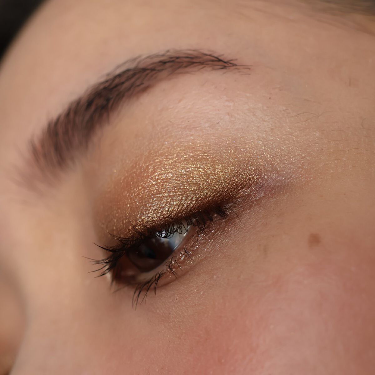 Super Shock Shadow/ColourPop/単色アイシャドウを使ったクチコミ(3枚目)