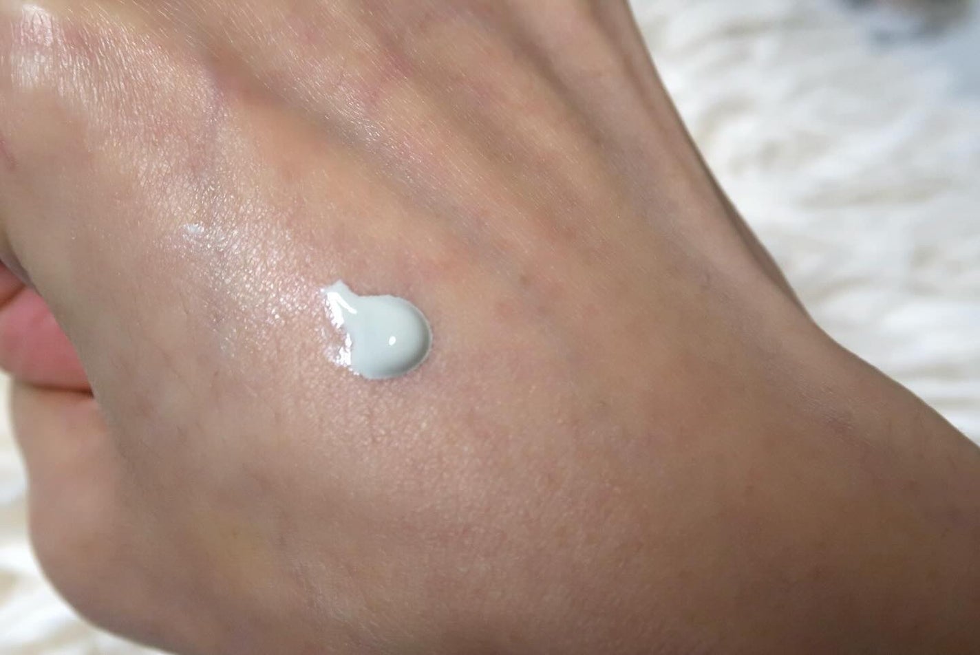 トーンアップ スキン デザイナー/Visée/化粧下地を使ったクチコミ(2枚目)