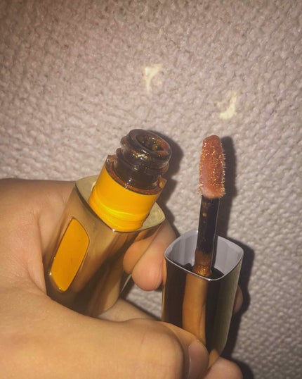 カラーリッシュ エクストラルージュ/ロレアル パリ/口紅を使ったクチコミ(2枚目)