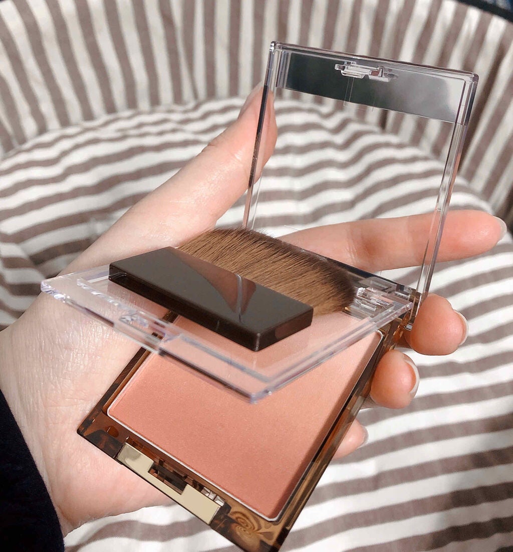 オーラティック ブラッシュ/excel/パウダーチークを使ったクチコミ(2枚目)