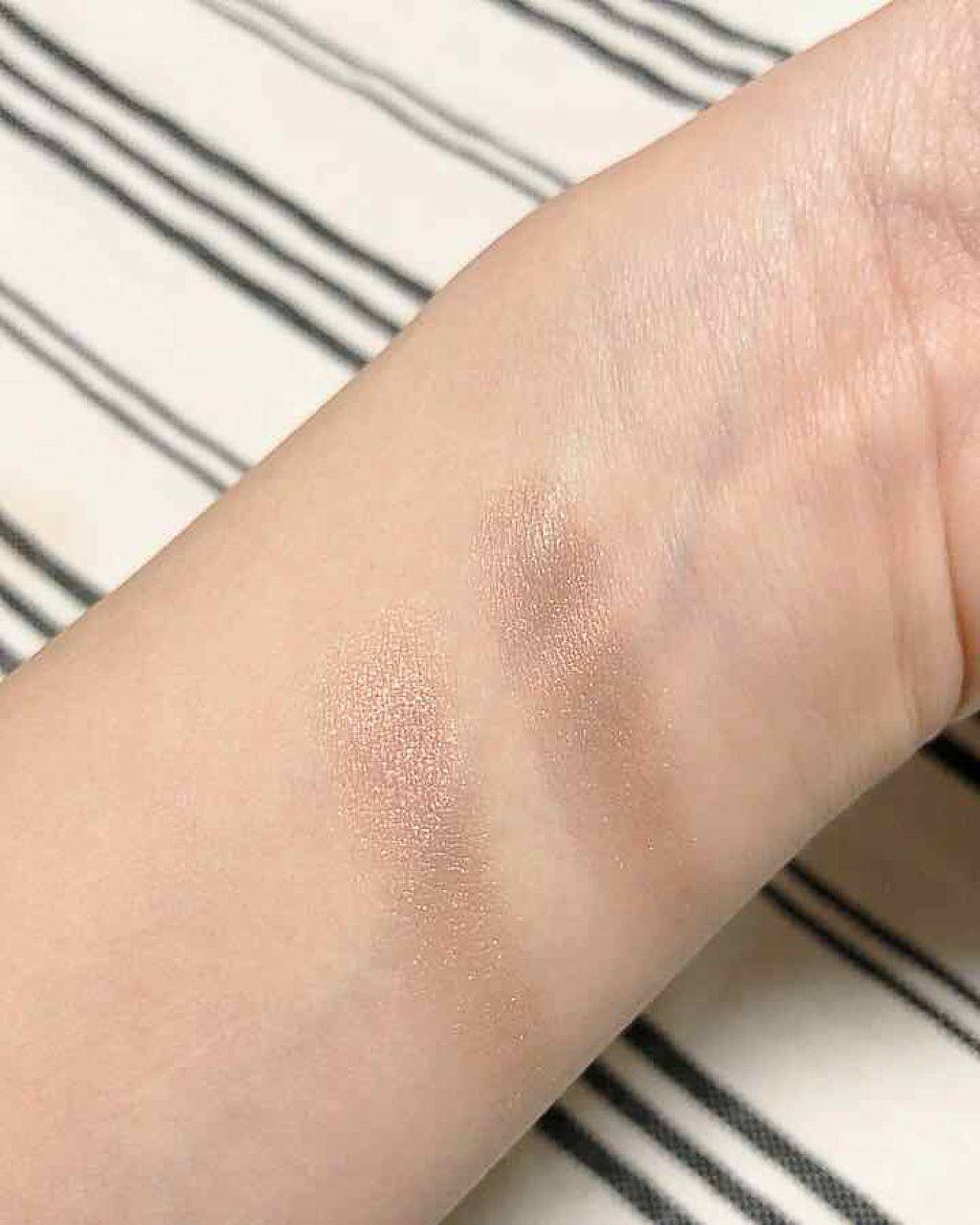 シャドーカスタマイズ/MAJOLICA MAJORCA/単色アイシャドウを使ったクチコミ（2枚目）