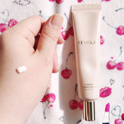 フラワー ハンドクリーム/FEMMUE/ハンドクリームを使ったクチコミ(2枚目)