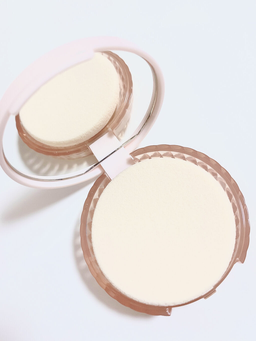 パウダリィファンデーション ex OC10/パラドゥ/パウダーファンデーションを使ったクチコミ（3枚目）