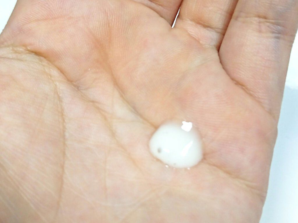 ホワイトニング エッセンス/アルージェ/美容液を使ったクチコミ(2枚目)