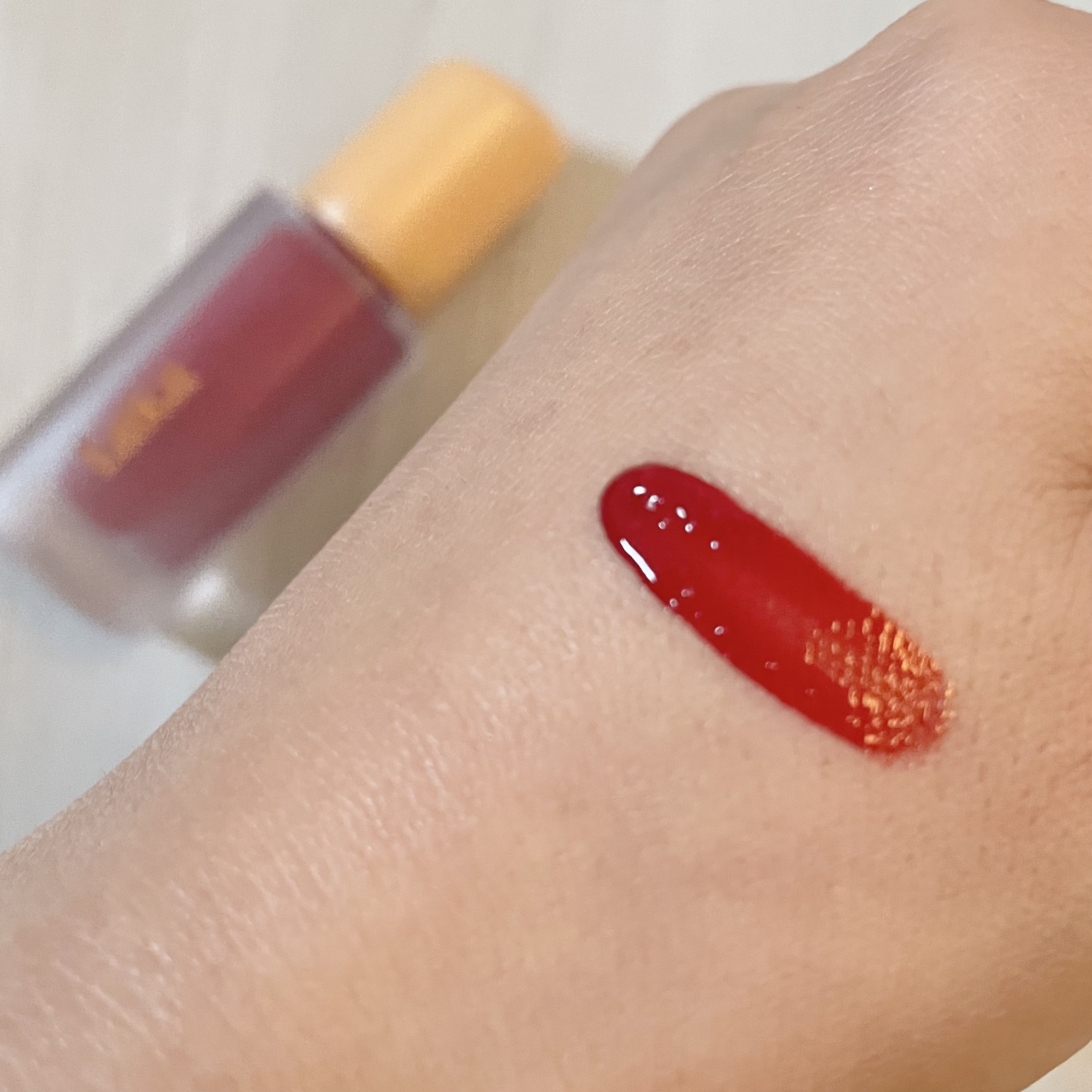 フルーティーグラムティント 104 チェリー/Laka/リップティントを使ったクチコミ（3枚目）