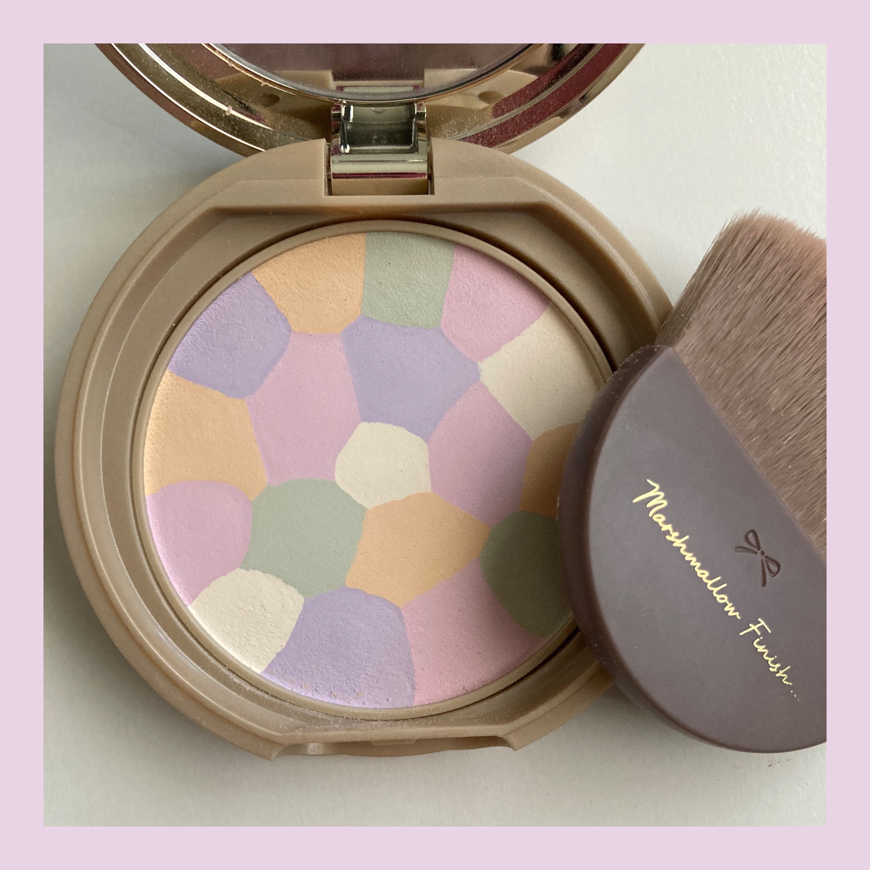 マシュマロフィニッシュパウダーブラシ/キャンメイク/メイクブラシを使ったクチコミ（1枚目）