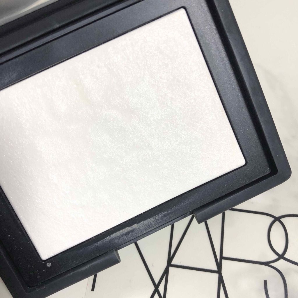 ライトリフレクティングセッティングパウダー　プレスト　N/NARS/プレストパウダーを使ったクチコミ（3枚目）