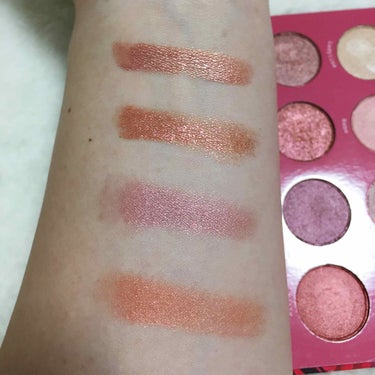 Fem Rosa Karrueche - Pressed Powder Shadow Palette - She/ColourPop/パウダーアイシャドウを使ったクチコミ（3枚目）