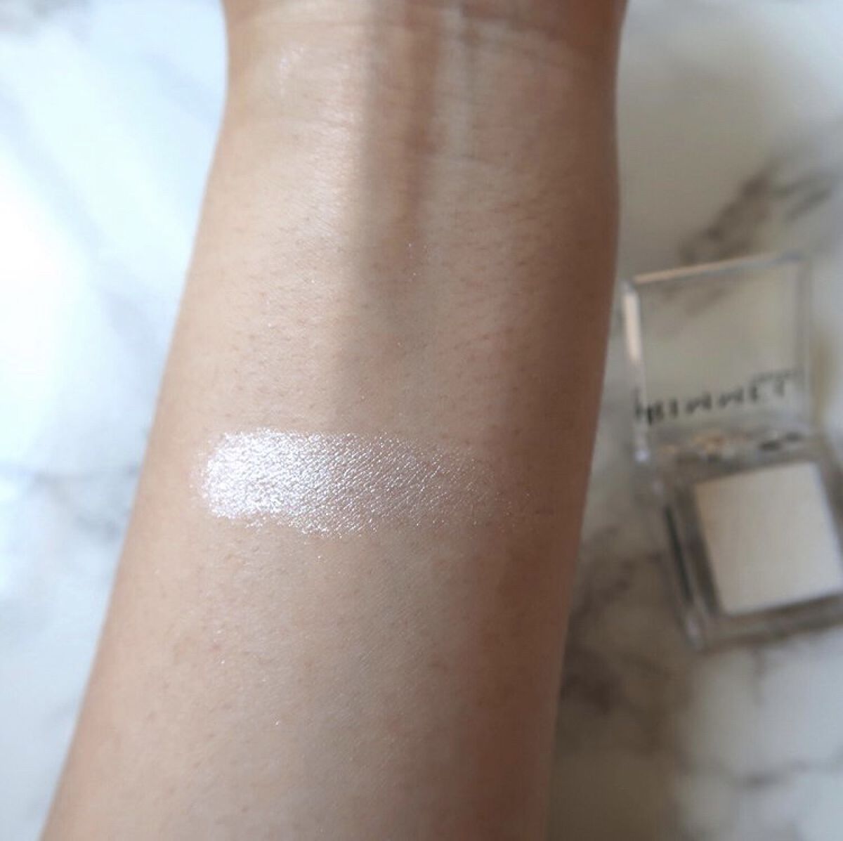 ワンダー キューブ アイシャドウ パール/リンメル ロンドン/単色アイシャドウを使ったクチコミ（3枚目）