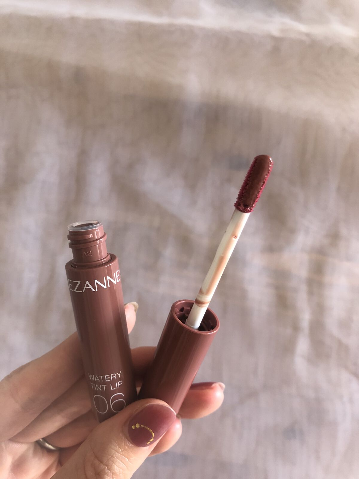 ウォータリーティントリップ/CEZANNE/リップティントを使ったクチコミ（2枚目）