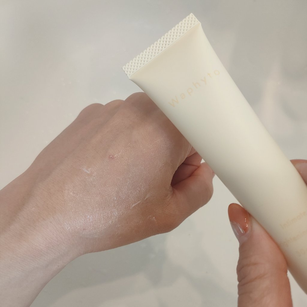 インティメイト ブライトニングクリーム/Waphyto/デリケートゾーンケアを使ったクチコミ（3枚目）