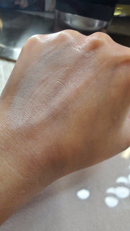 インテンシブ セラム ラディアンス プライマー/BOBBI BROWN/化粧下地を使ったクチコミ(5枚目)