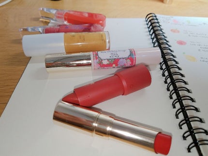 ミネラルカラーセラム/ONLY MINERALS/リップグロスを使ったクチコミ(3枚目)