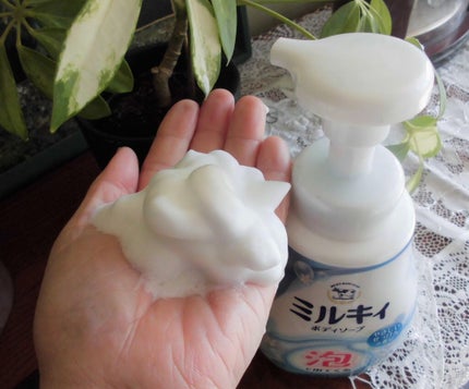 泡で出てくる ミルキィボディソープ やさしいせっけんの香り/ミルキィ/ボディソープを使ったクチコミ(4枚目)