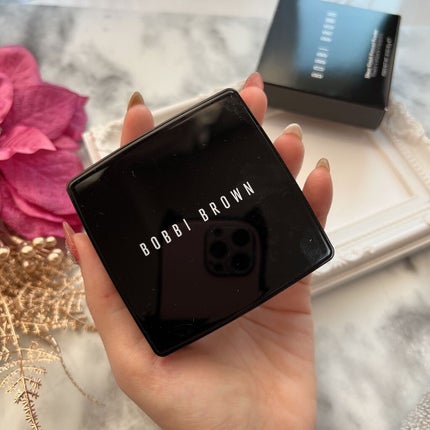 シアーフィニッシュ プレストパウダー 11 ソフトポーセリン/BOBBI BROWN/プレストパウダーの画像