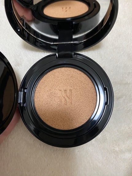 ブラック クッション 23N1 ベージュ/HERA/クッションファンデーションを使ったクチコミ(2枚目)